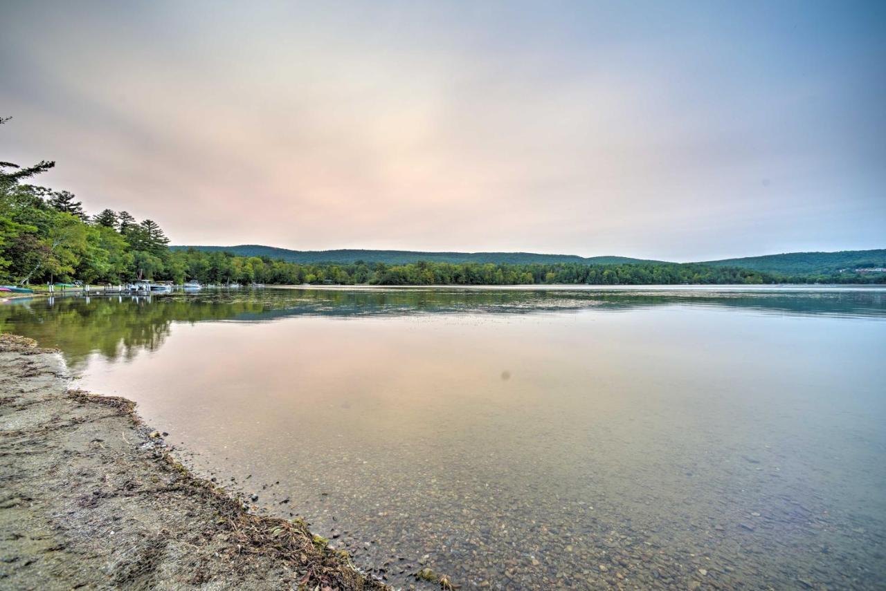 Vila Cozy Stockbridge Cabin - Walk To Beach And Lake! Exteriér fotografie